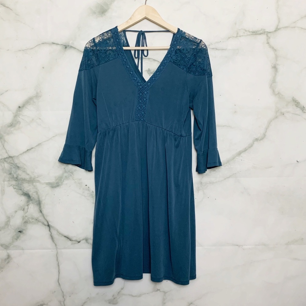 Francesca’s Teal Lace Dress Size Large